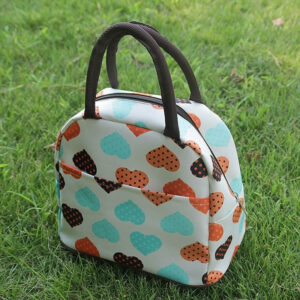Sac isotherme repas Cœur en nylon, blanc ou bleu