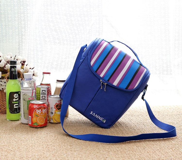 Sac à goûter isotherme garçon, bandoulière réglable
